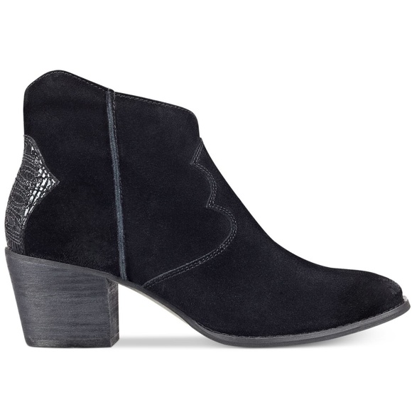 Distressed Black Leather Western Ankle Booties - Picture 6 of 6