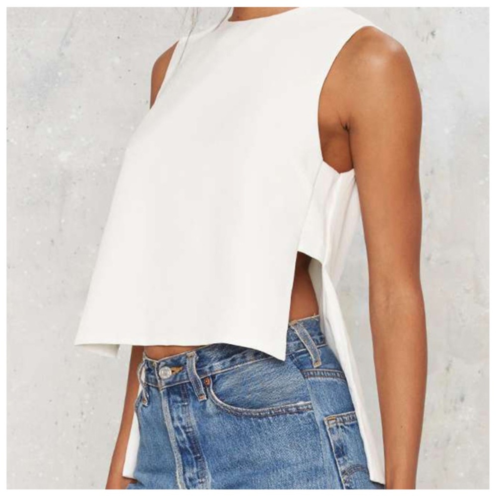 🆕 White High Low Split Tail Top - Picture 3 of 5