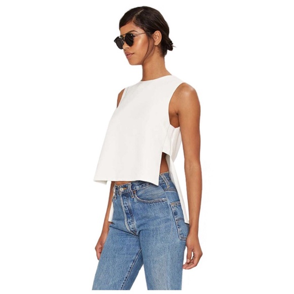 Tops - 🆕 White High Low Split Tail Top