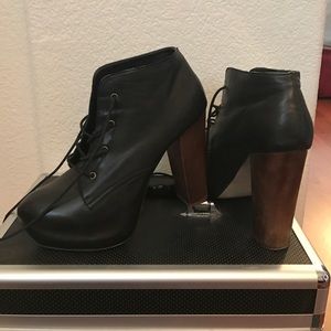 Steve Madden platform lace ups with wood.