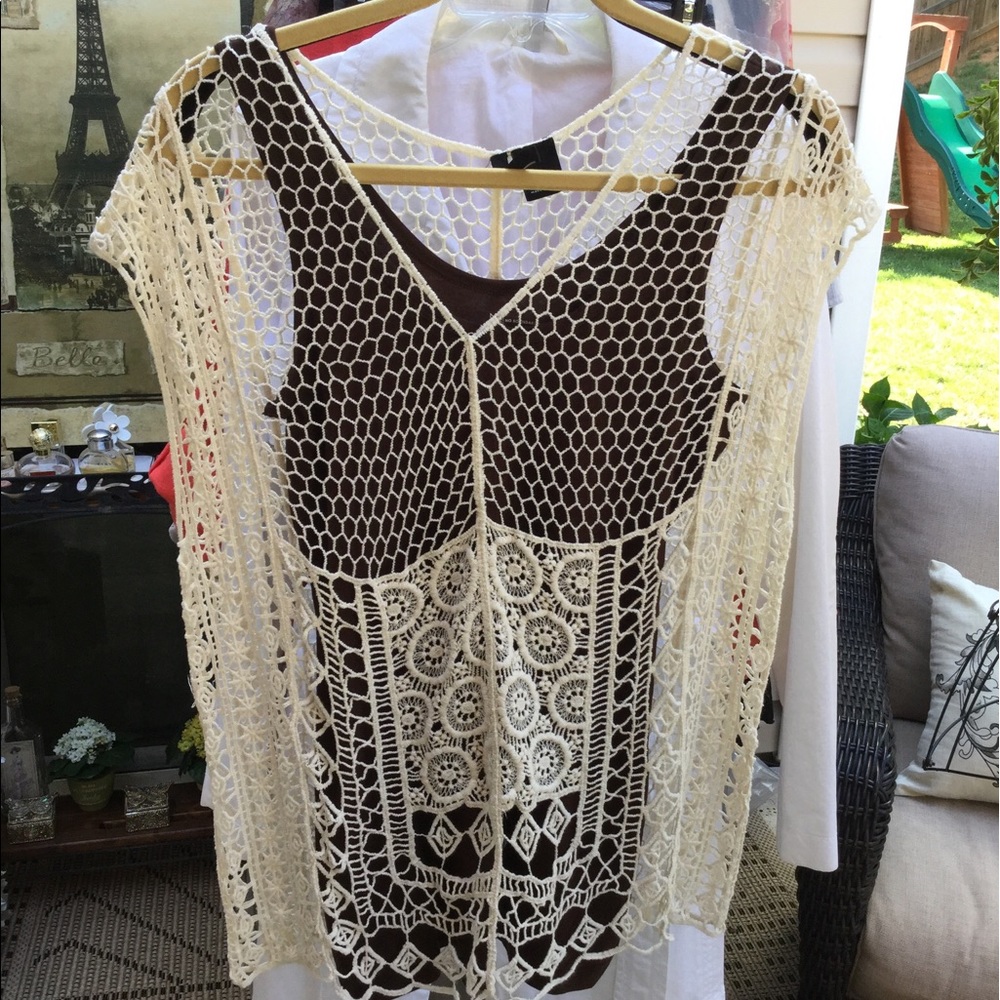 🕸Lace Over-Lay Top🕸