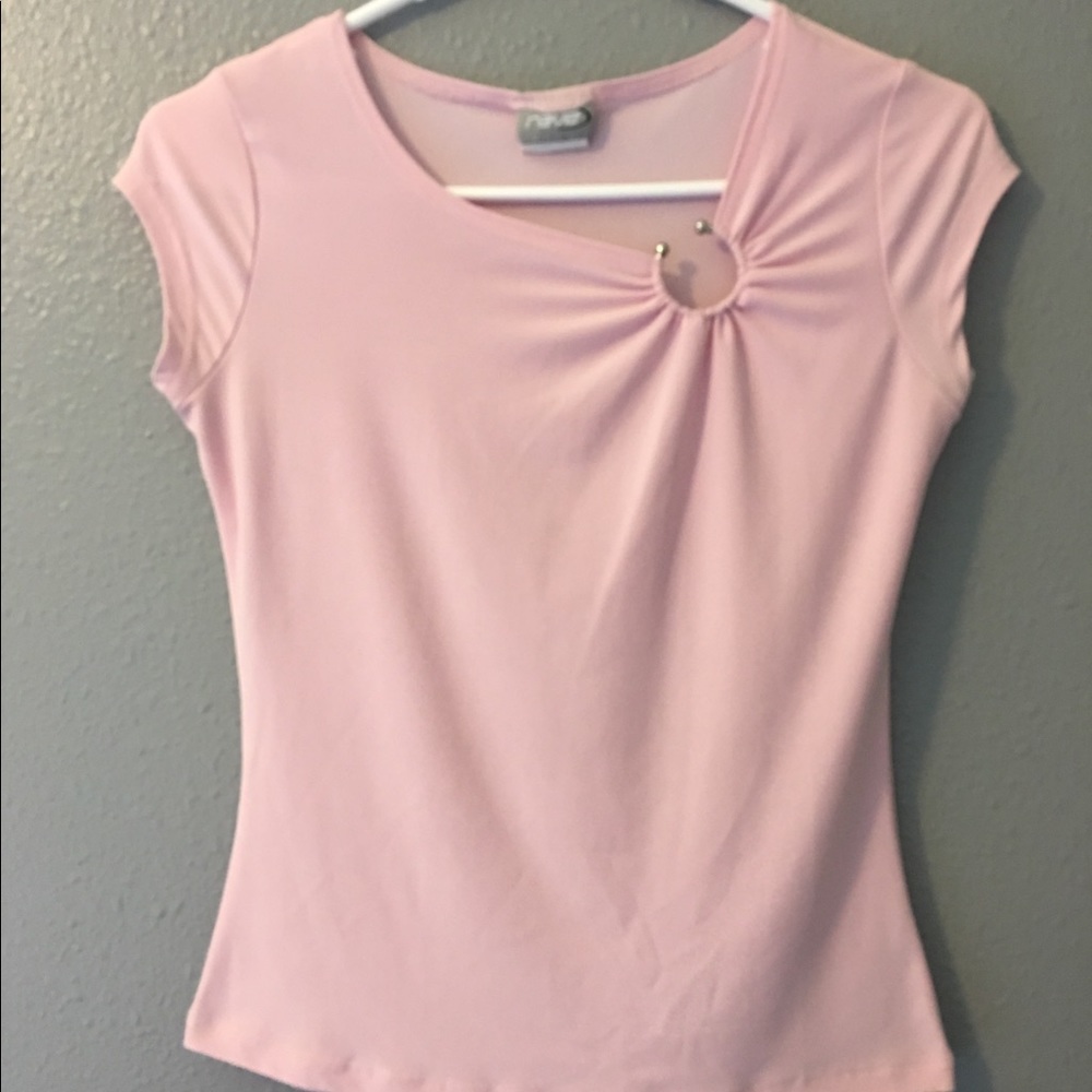 👚Pink top from Rave• Size Medium👚