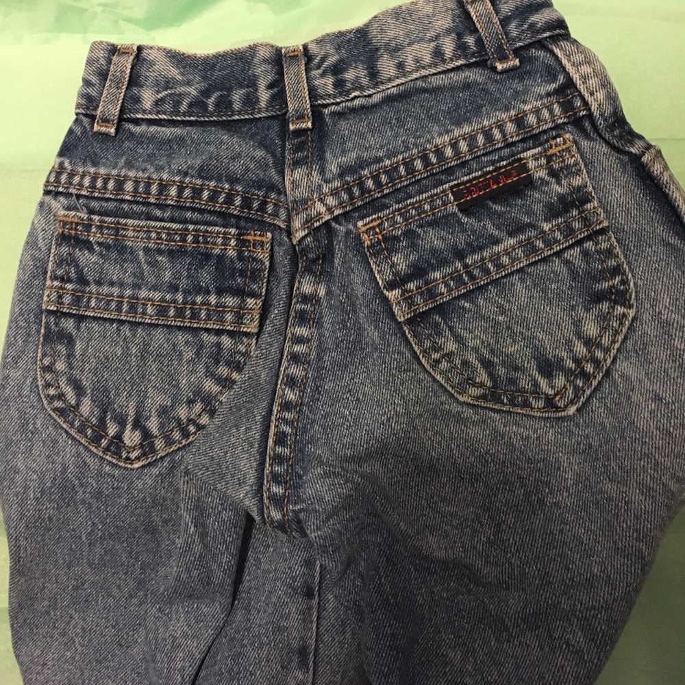 Jeans - Picture 2 of 2