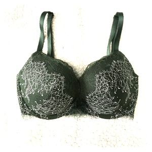 Victoria's Secret push-up bra