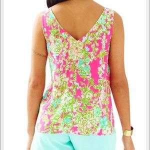 Lilly Pulitzer cop Riane v-neck top