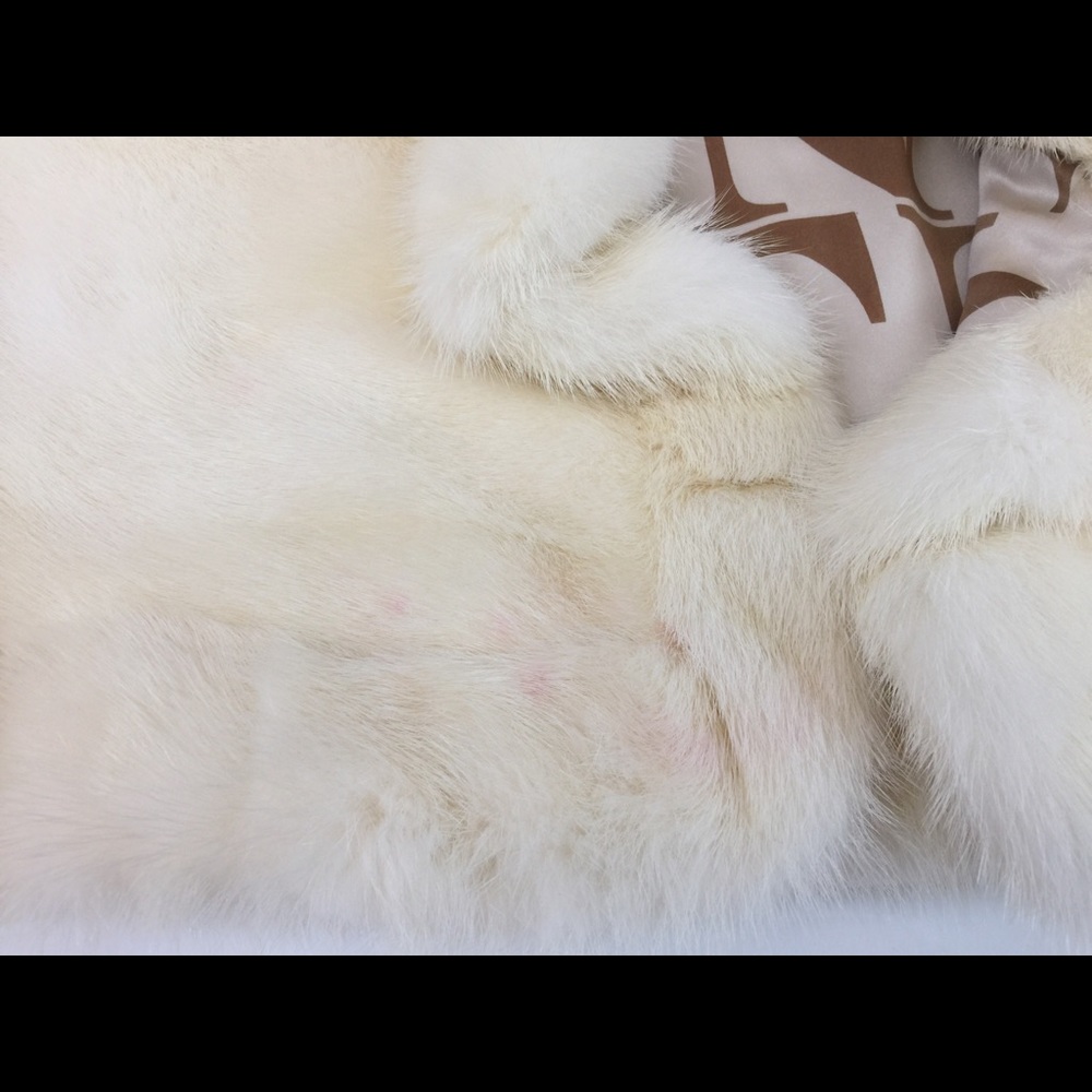 🔔VALENTINO🔔 Mink Shrug. M. Authentic - Picture 7 of 7