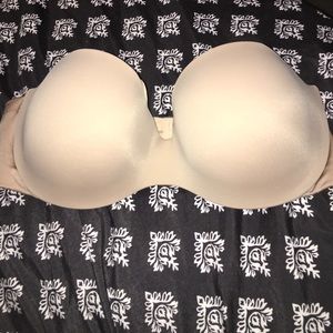 STRAPLESS BRA
