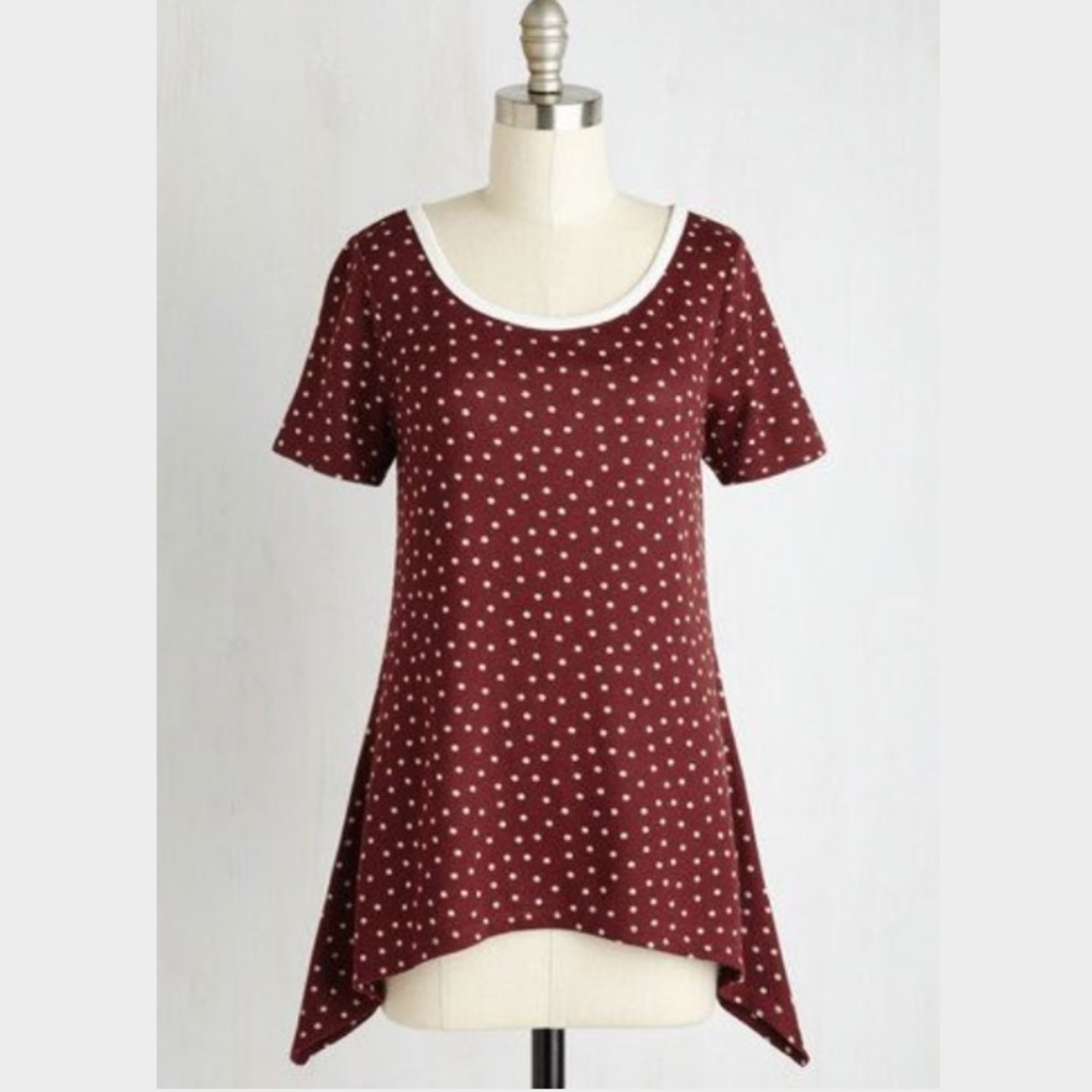 🚨 MOVING SALE! Asymmetric polka dot shirt.
