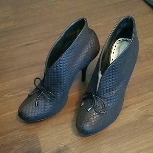 Bcbg Girls quilted black metallic booties