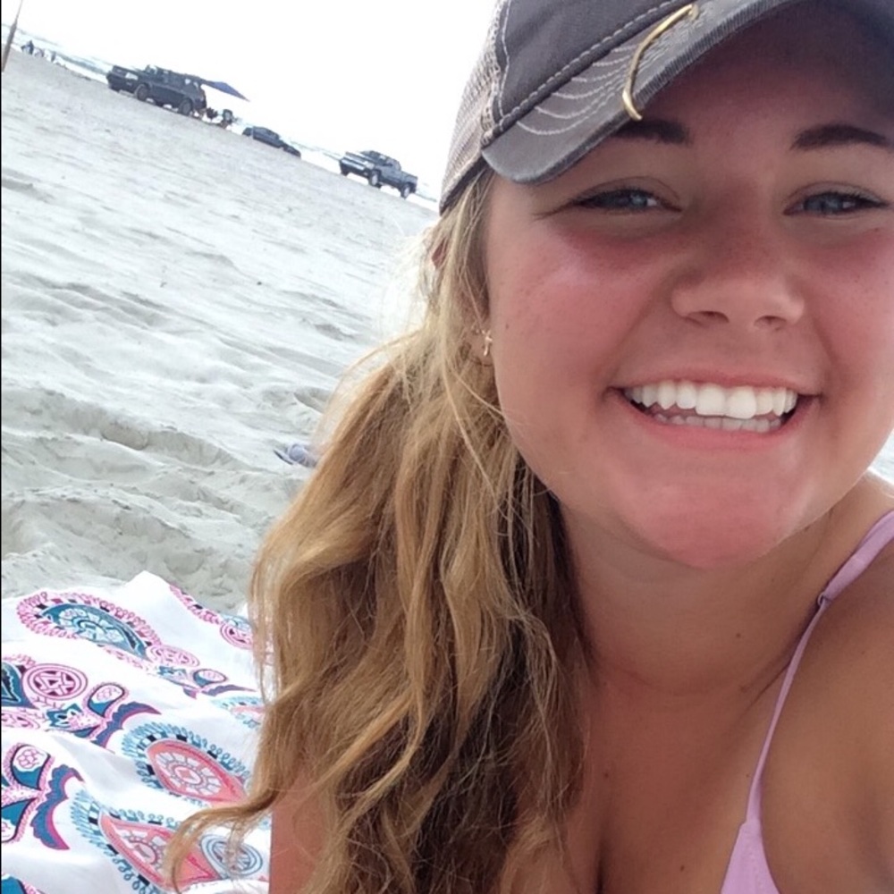 Meet your Posher, Kaitlyn