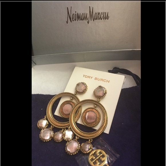 Tory Burch Jewelry - TORY BURCH COIN FROSTED PINK NEW EARRINGS! ❤️