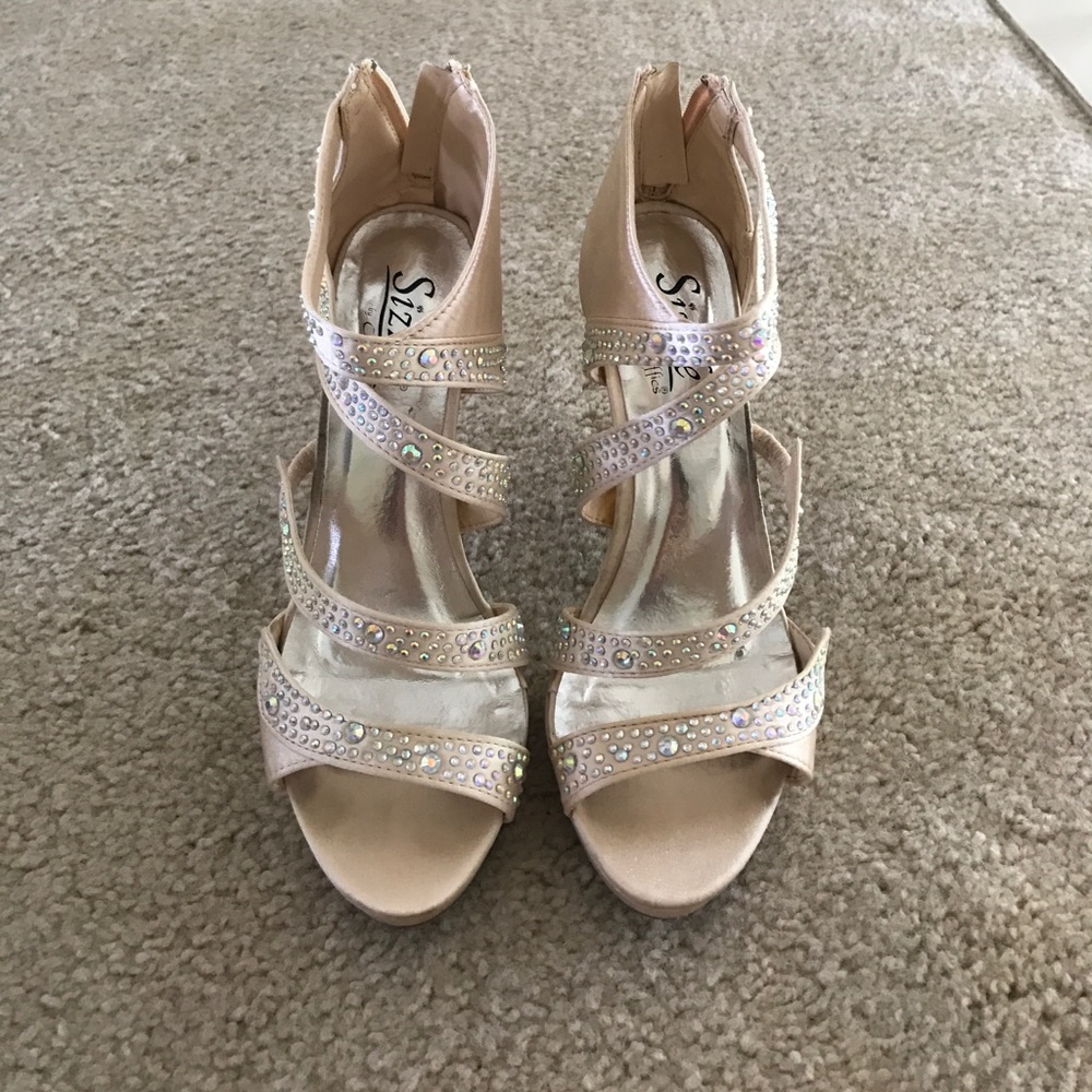 Sparkly Champagne Heels (Sizzle by Coloriffics)