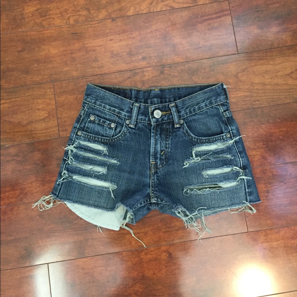 Distressed Levi Shorts