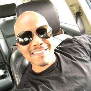 Meet your Posher, Garrison