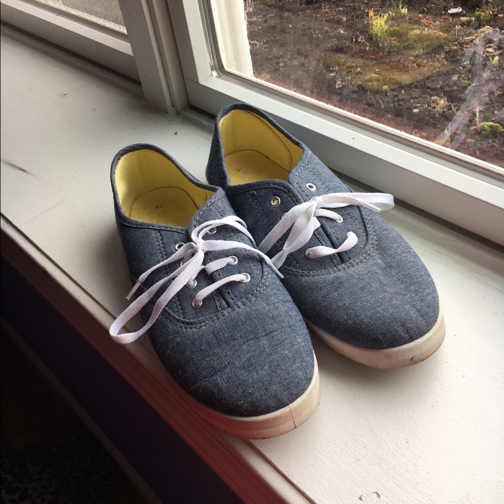 CUTE Slip-on Sneakers