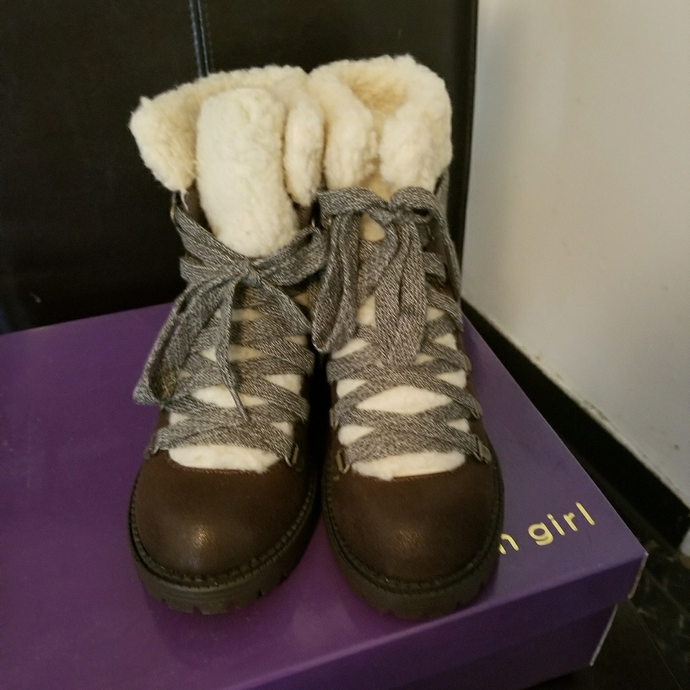 Woman boots