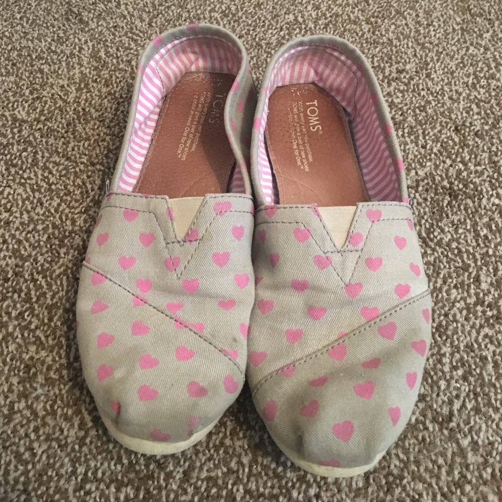 Heart-printed Toms