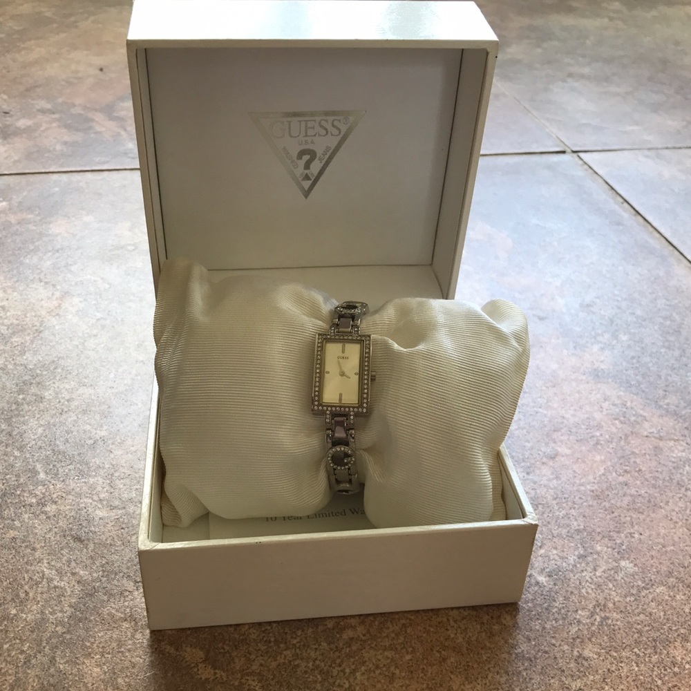 Guess Slim and Elegant Silver Watch with Box