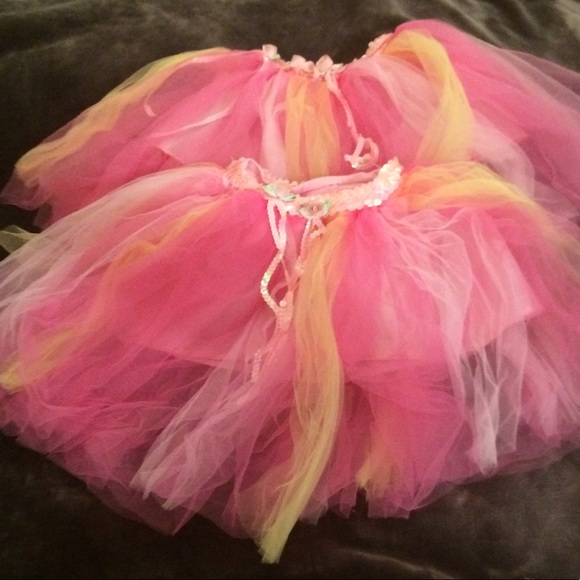 Two Identical Little Girls Tutu's - Picture 5 of 5