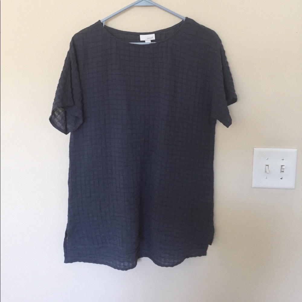 Light weight tunic top