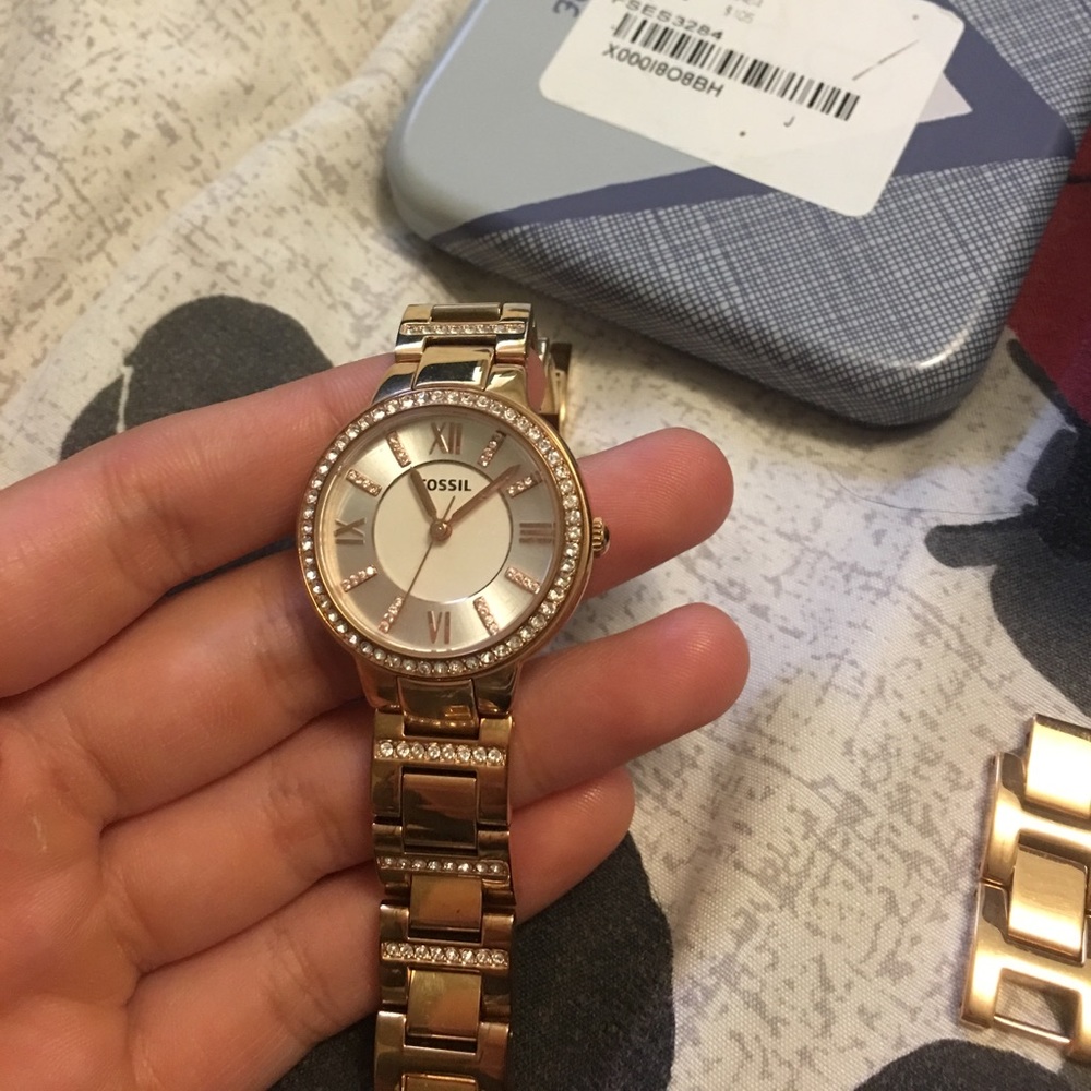 Fossil Watch - Picture 2 of 3
