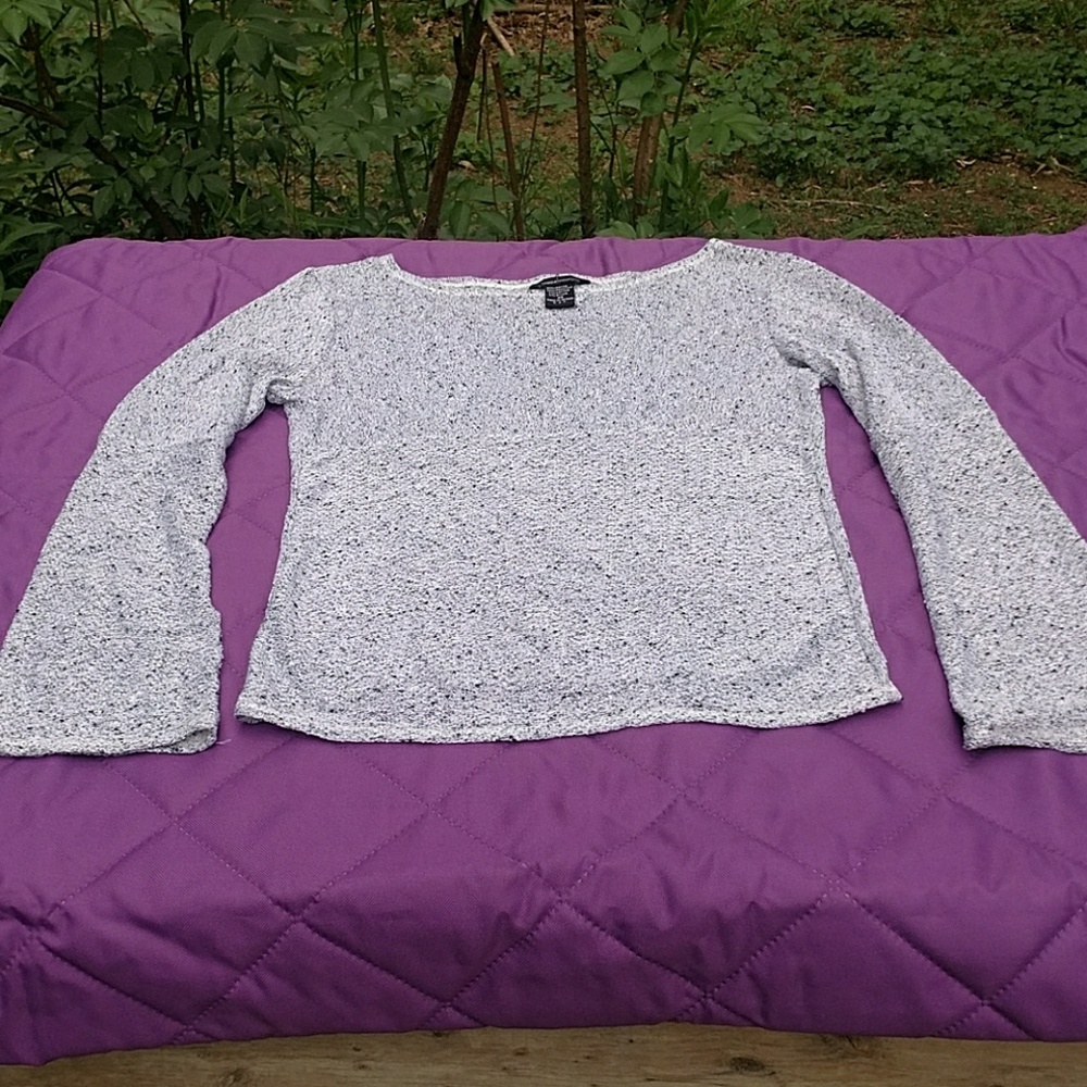VS Moda International shirt