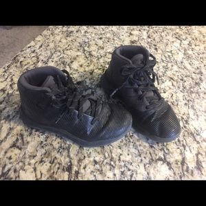 Under Armour SC boys shoes