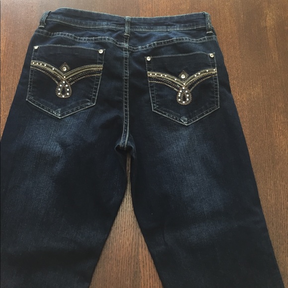 Cache jeans! - Picture 2 of 2
