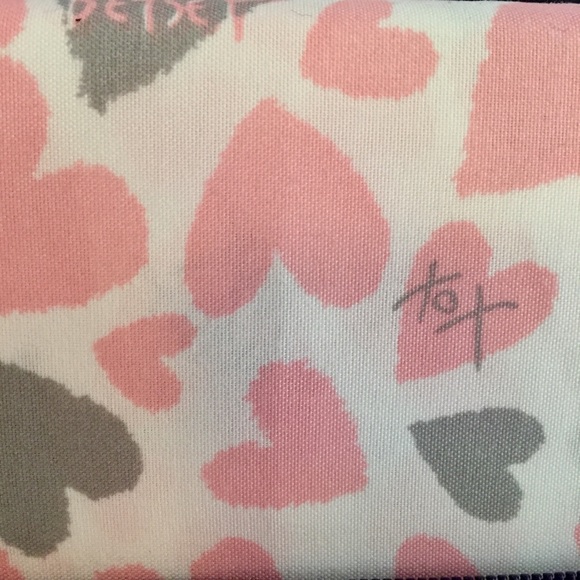 Betsey Johnson XOX Pink & Gray Hearts Twin Sheets - Picture 7 of 8