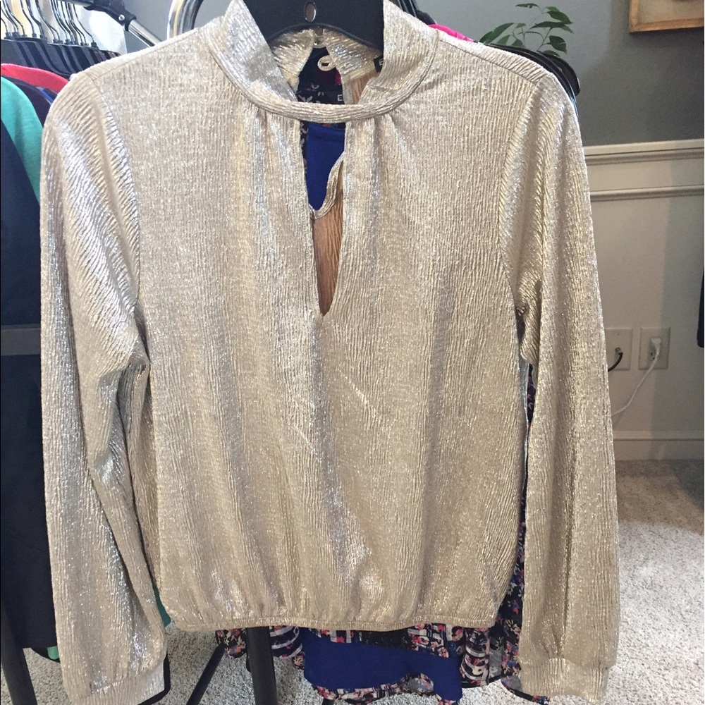 Express gold lamé top