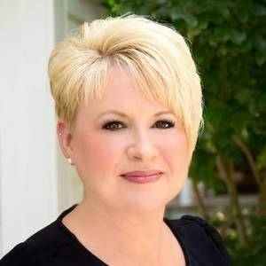 Meet your Posher, Carol