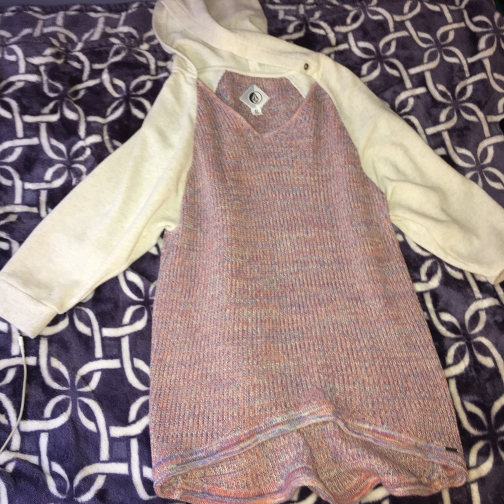 Volcom sweater , rarely worn