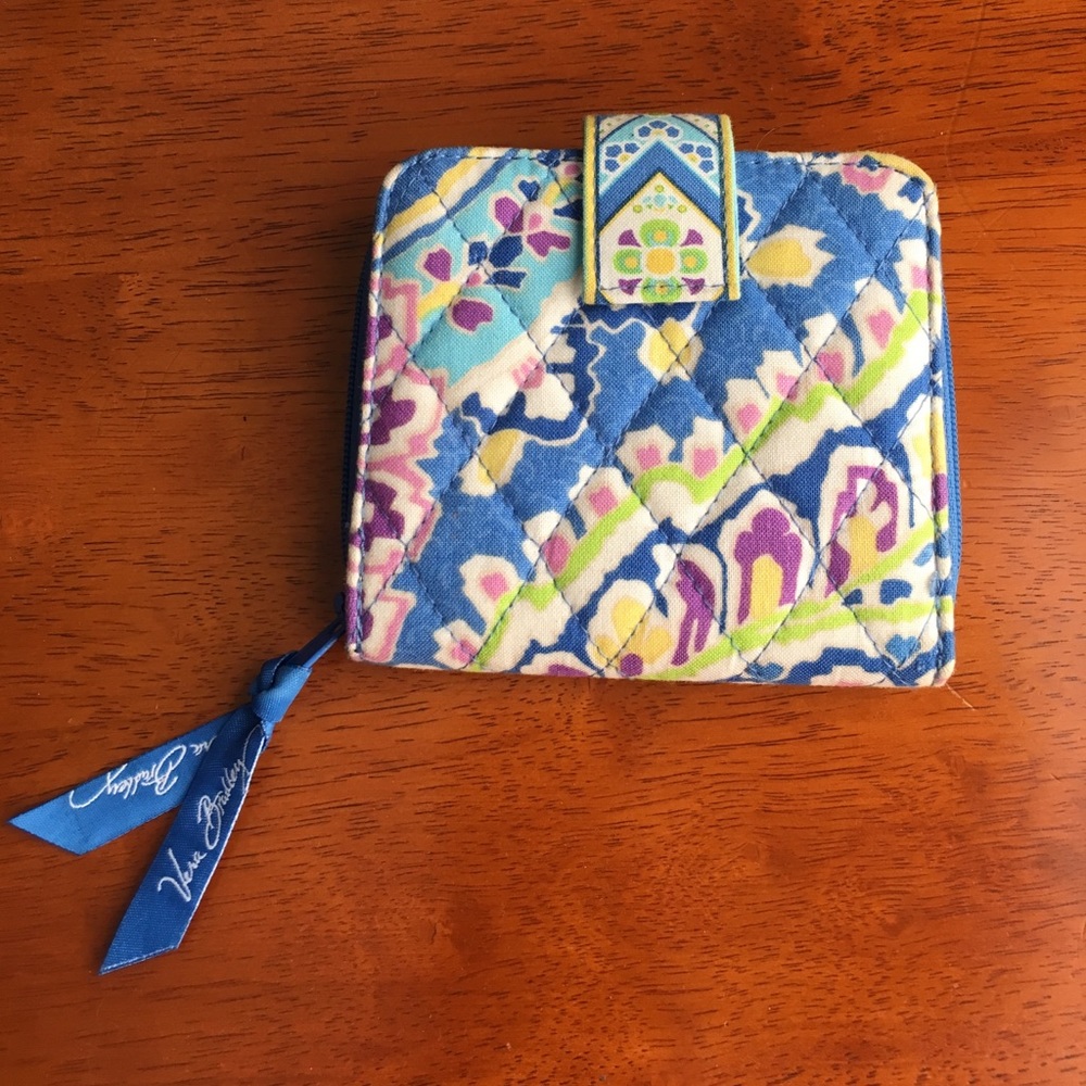 VERA BRADLEY Change Purse