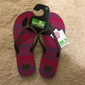 Sanuk flip flops!