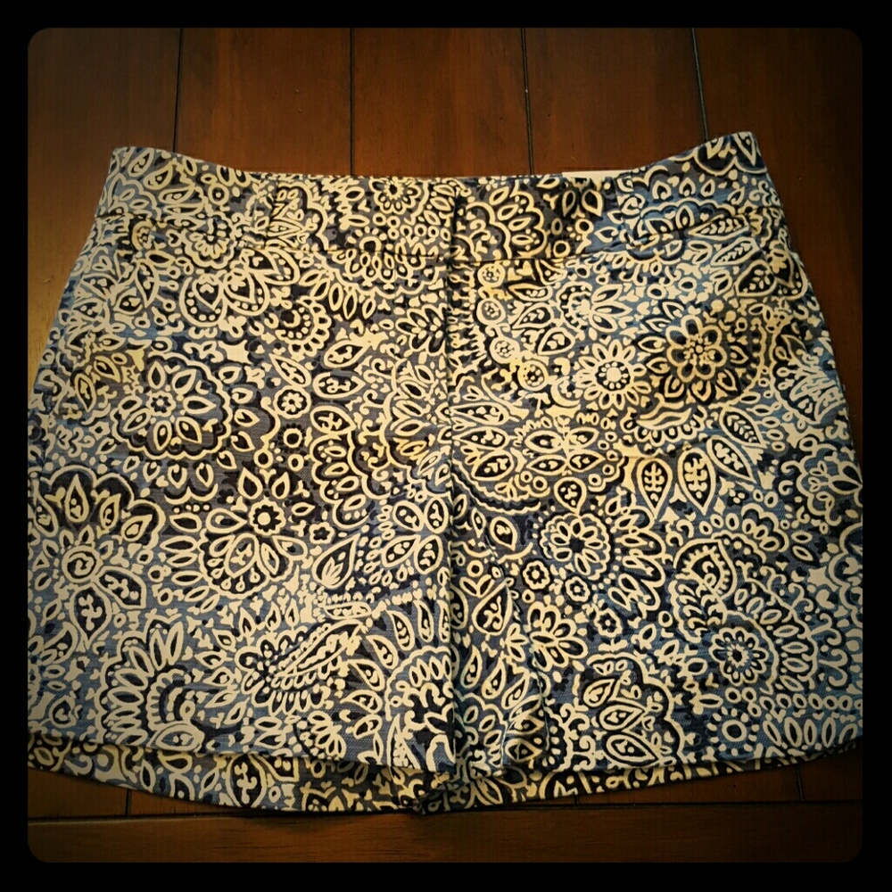 The Riviera Short by Loft. NWT