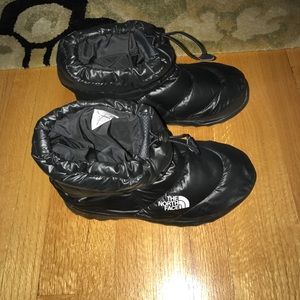 Brand new Men's insulated snow boots