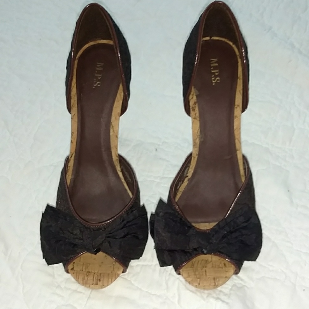 M.p.s. brown peep toe cork heels! Bows on toes!