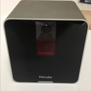 Petcube