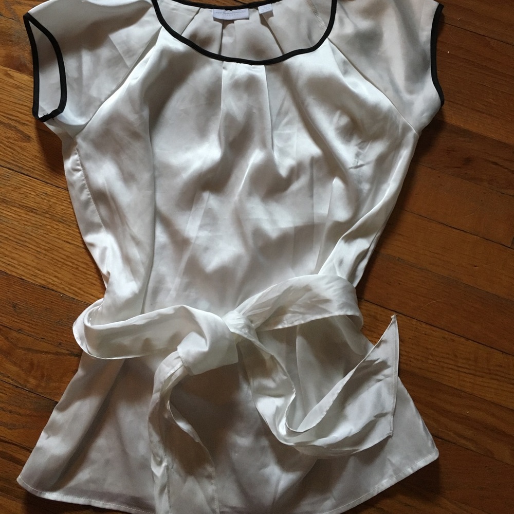 New York and Company black and white shirt