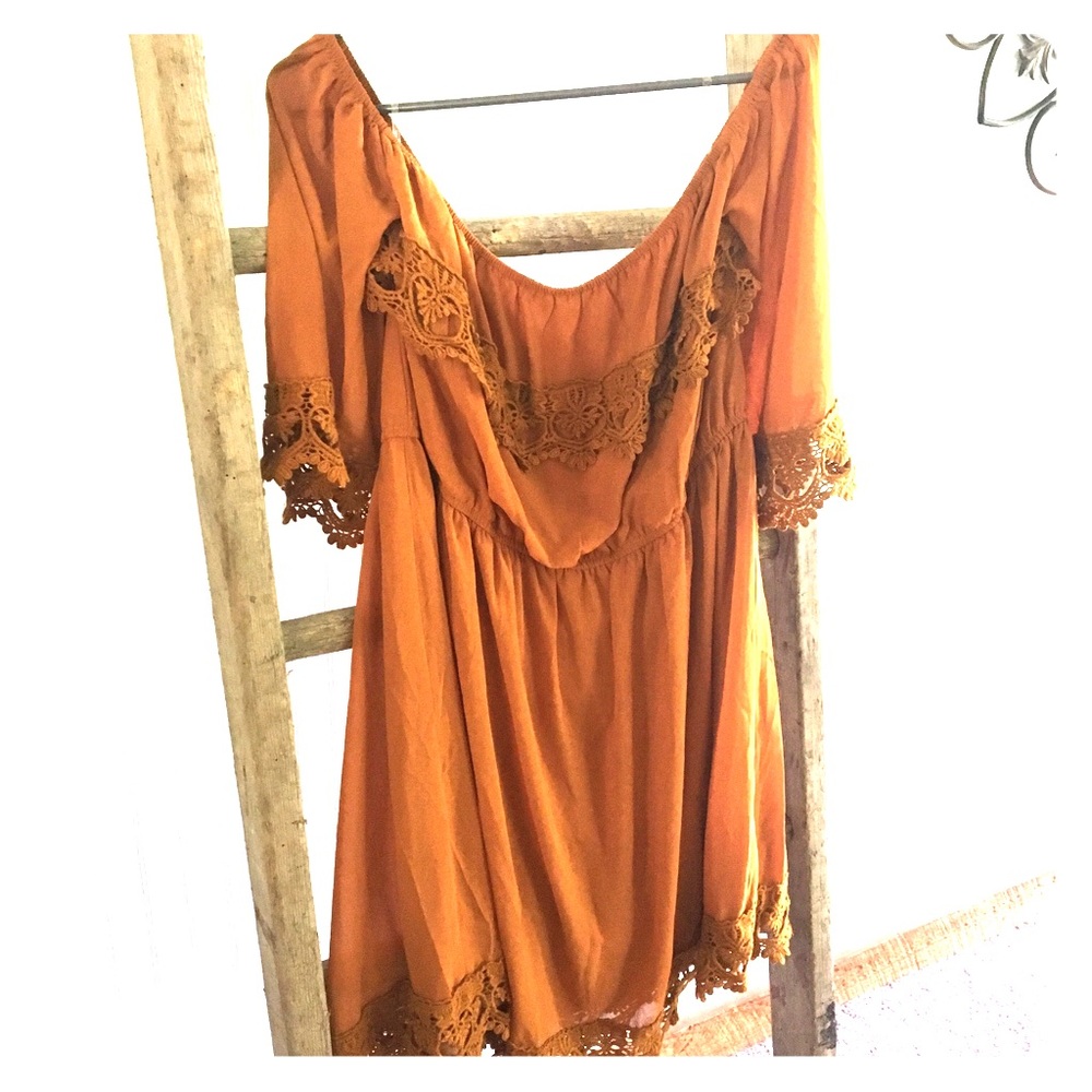 Show those shoulders, incredible Umgee dress