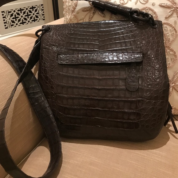 Brown crocodile  Nancy Gonzales sold eBay - Picture 2 of 8