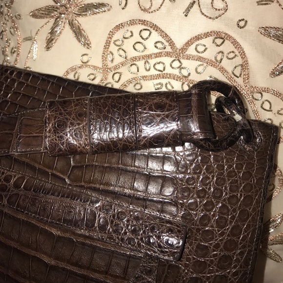 Brown crocodile  Nancy Gonzales sold eBay - Picture 3 of 8