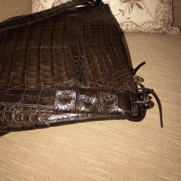 Brown crocodile  Nancy Gonzales sold eBay - Picture 5 of 8
