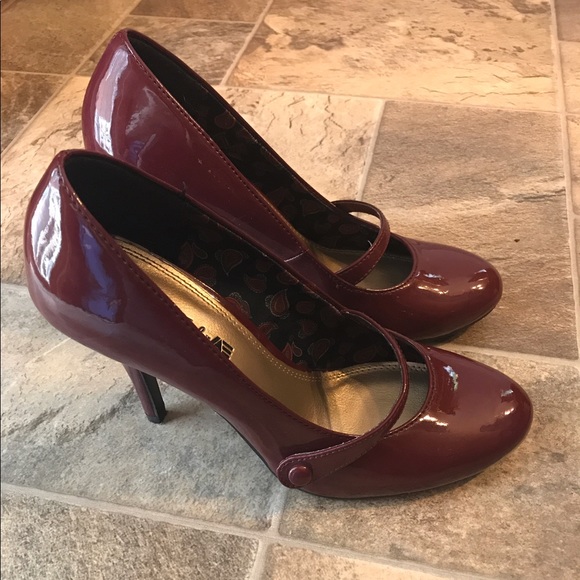 American Eagle By Payless Shoes Burgundy American Eagle