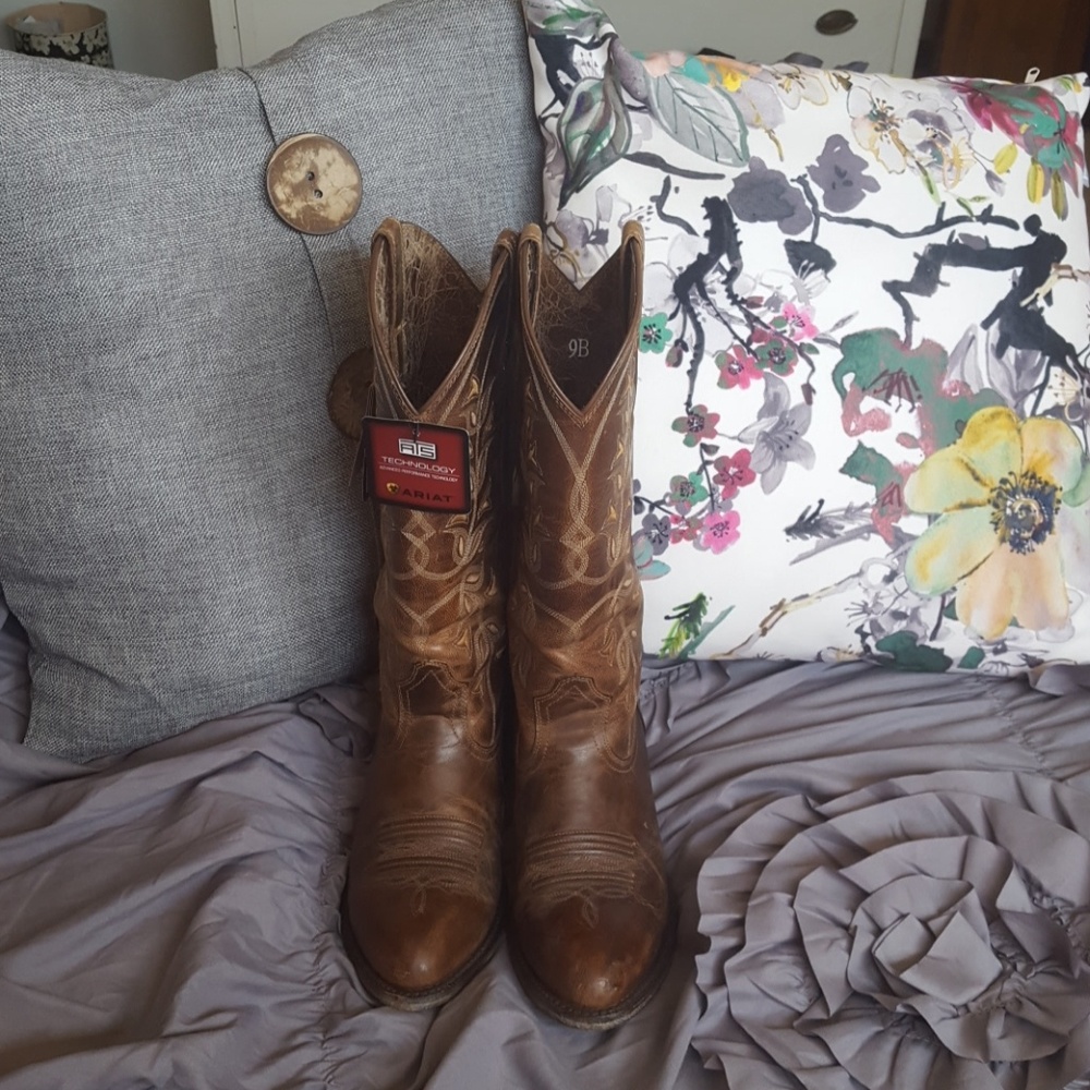 Ariat Desert Holly Boot