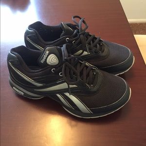 Rebook easy tone sneakers