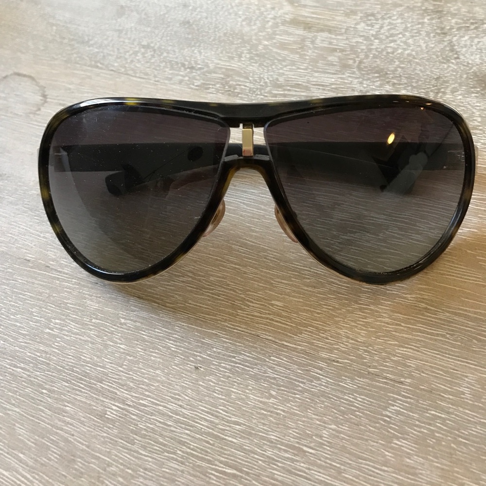 Gucci Aviator Sunglasses