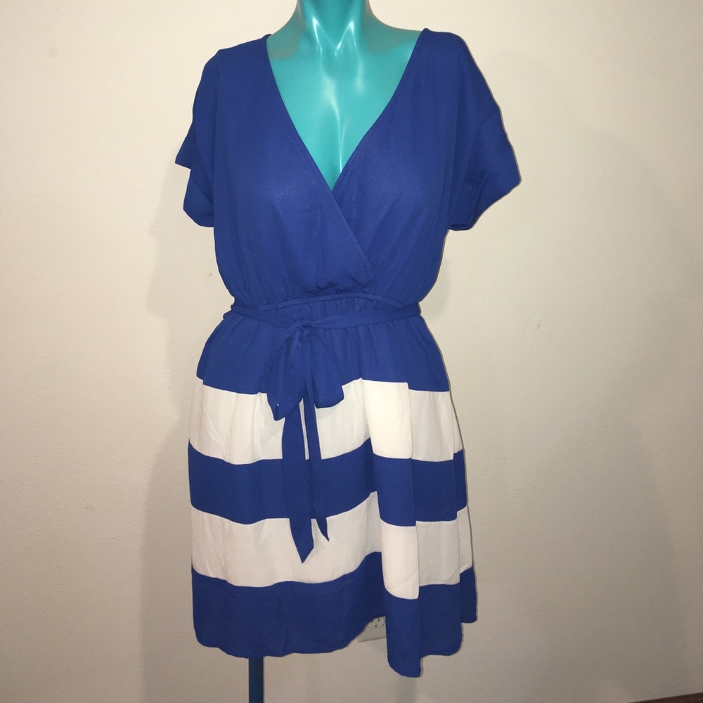 Dress W/ POCKETS! The perfect summer dress!