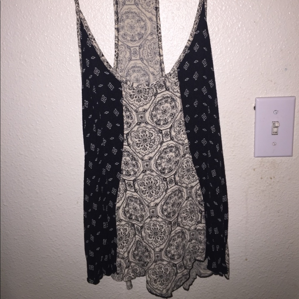Super cute tank top.