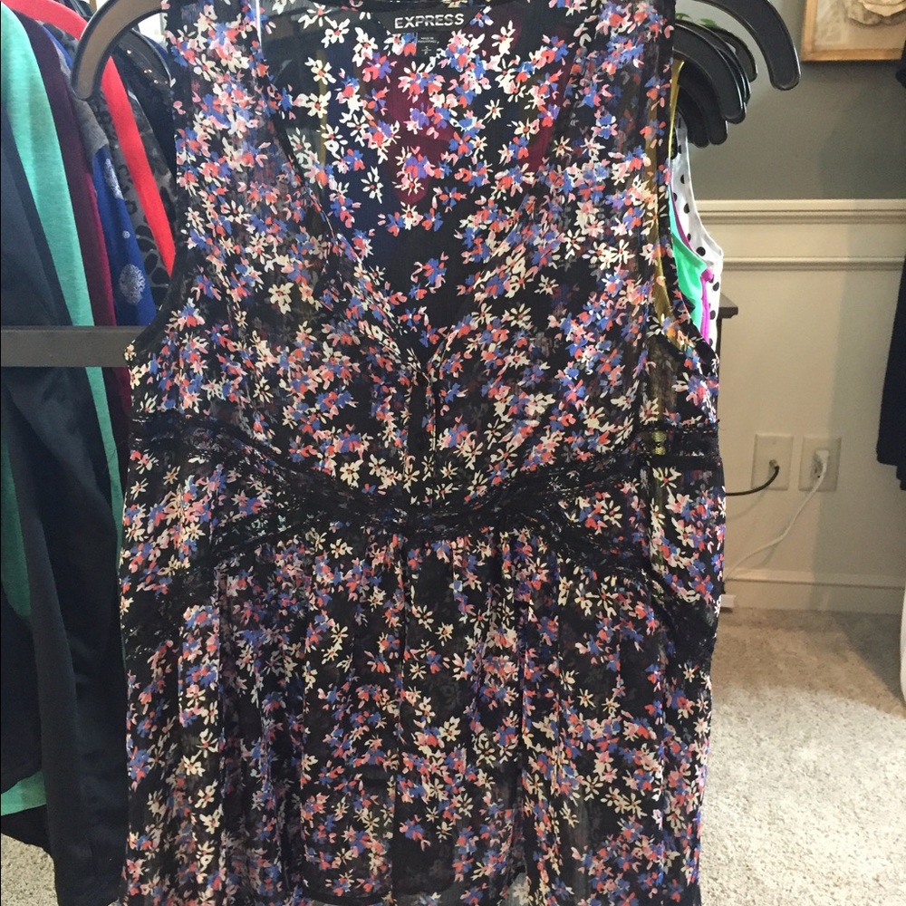 Express chiffon semi-sheer blouson tank